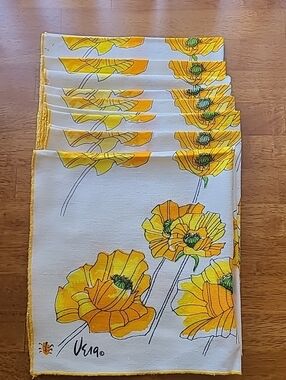 Vintage Vera Neumann Linen napkin set(8) yellow poppy Picnic Tea Party